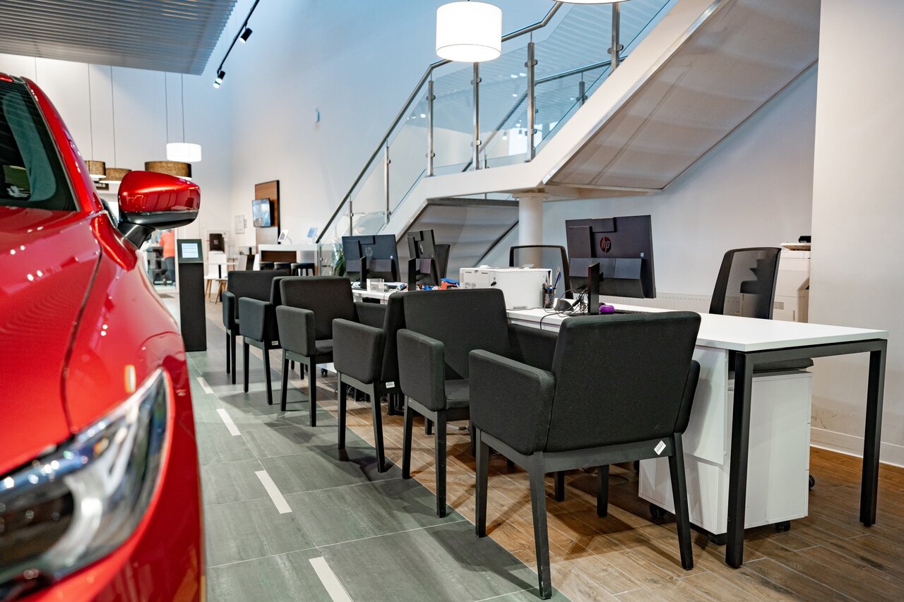 Mazda Рольф Восток-0