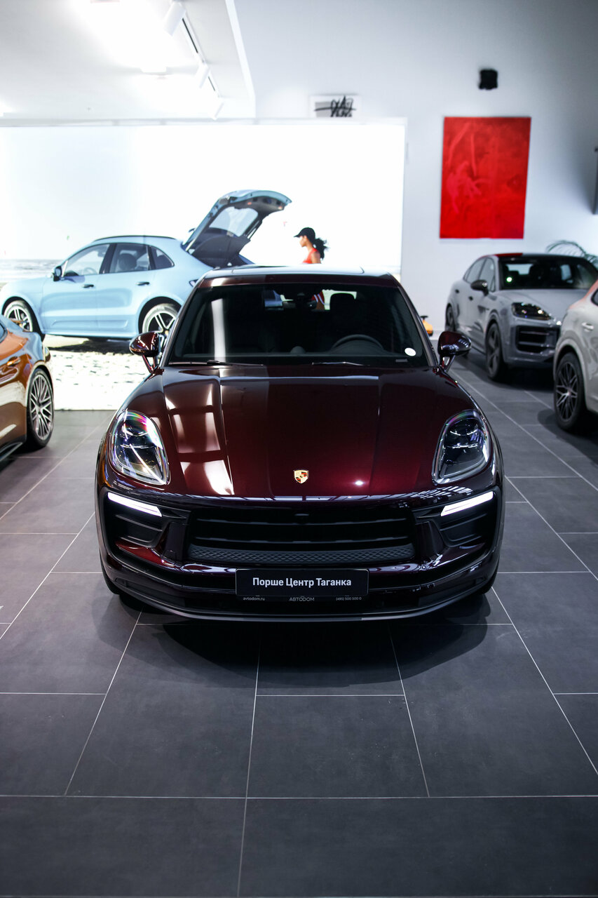 Автодом Porsche центр Таганка-3
